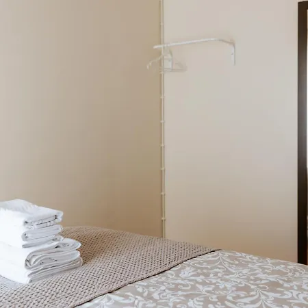 Aquilla Family 205 בית אירוח *