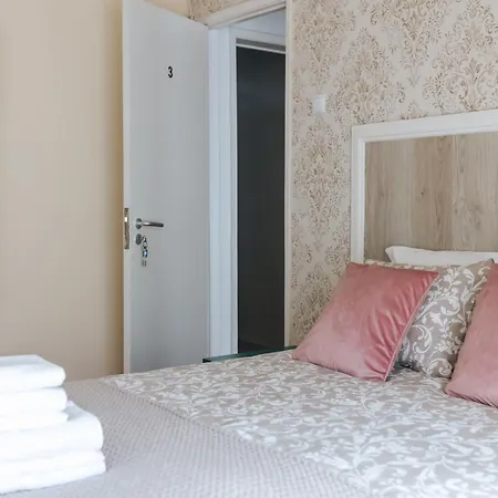 Aquilla Family 205 Homestay szállás Lisboa